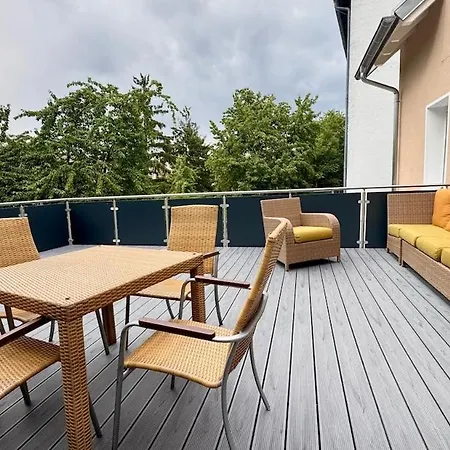 2-zimmer-wohnung-küche-bad-terrasse, Bahnhofsnähe Apartment
