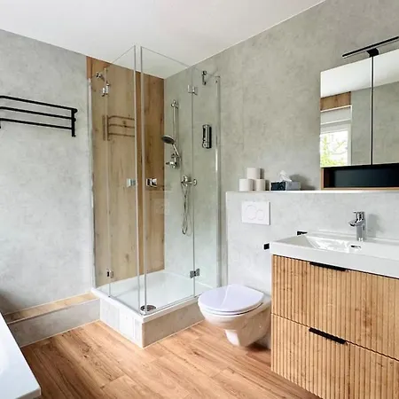 2-zimmer-wohnung-küche-bad-terrasse, Bahnhofsnähe